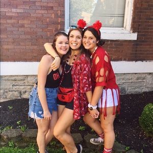 Meet your Posher, Becca